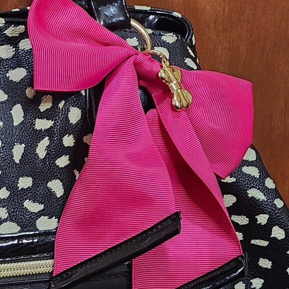 BETSEY JOHNSON Leopard Black White Purse W/Patent Leather Gold Hardware W/ Bow - Picture 2 of 6